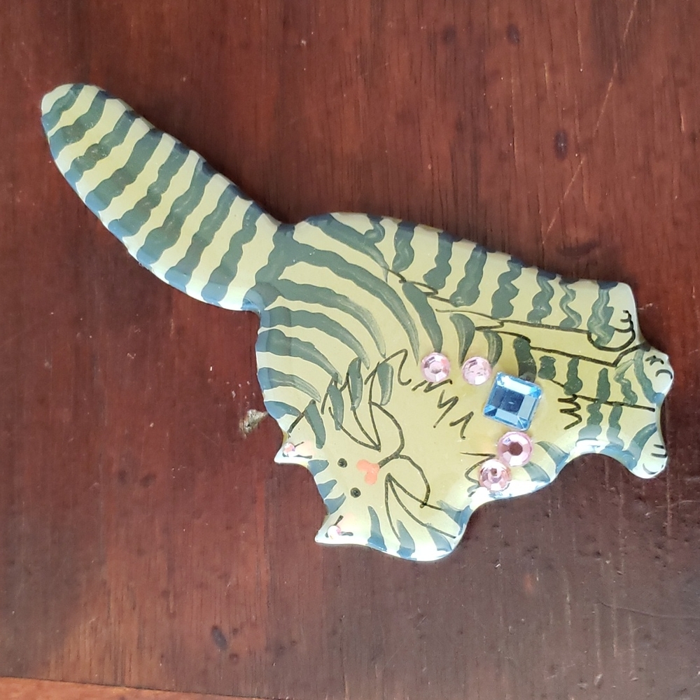 Tabby Cat with Bling Brooch Pin